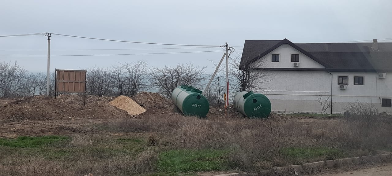 https://volgograd.emkosti-kryma.ru/wp-content/uploads/sites/15/2021/06/ustanovka-livnevyh-ochistnyh-sooruzhenij-v-edinom-korpuse-kerch-9.jpeg